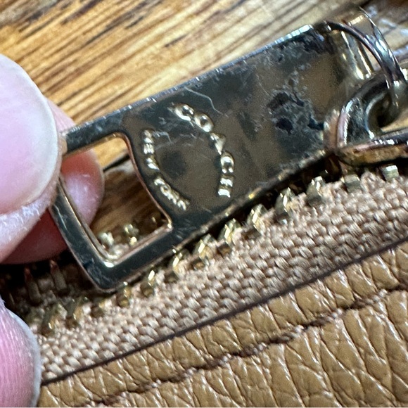 Coach Authentic Pebbled Leather Legacy Hobo Boho Shoulder Bag - Picture 5 of 14